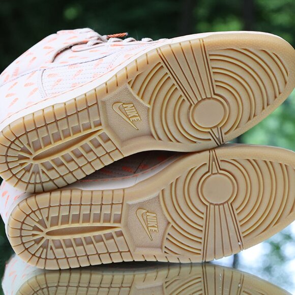 Nike Dunk Sky Hi BHM Women's Size 10 - Picture 15 of 15